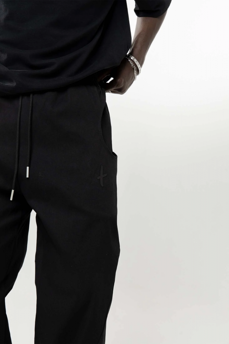 TYPES BLACK "ZIPPER" PANTS